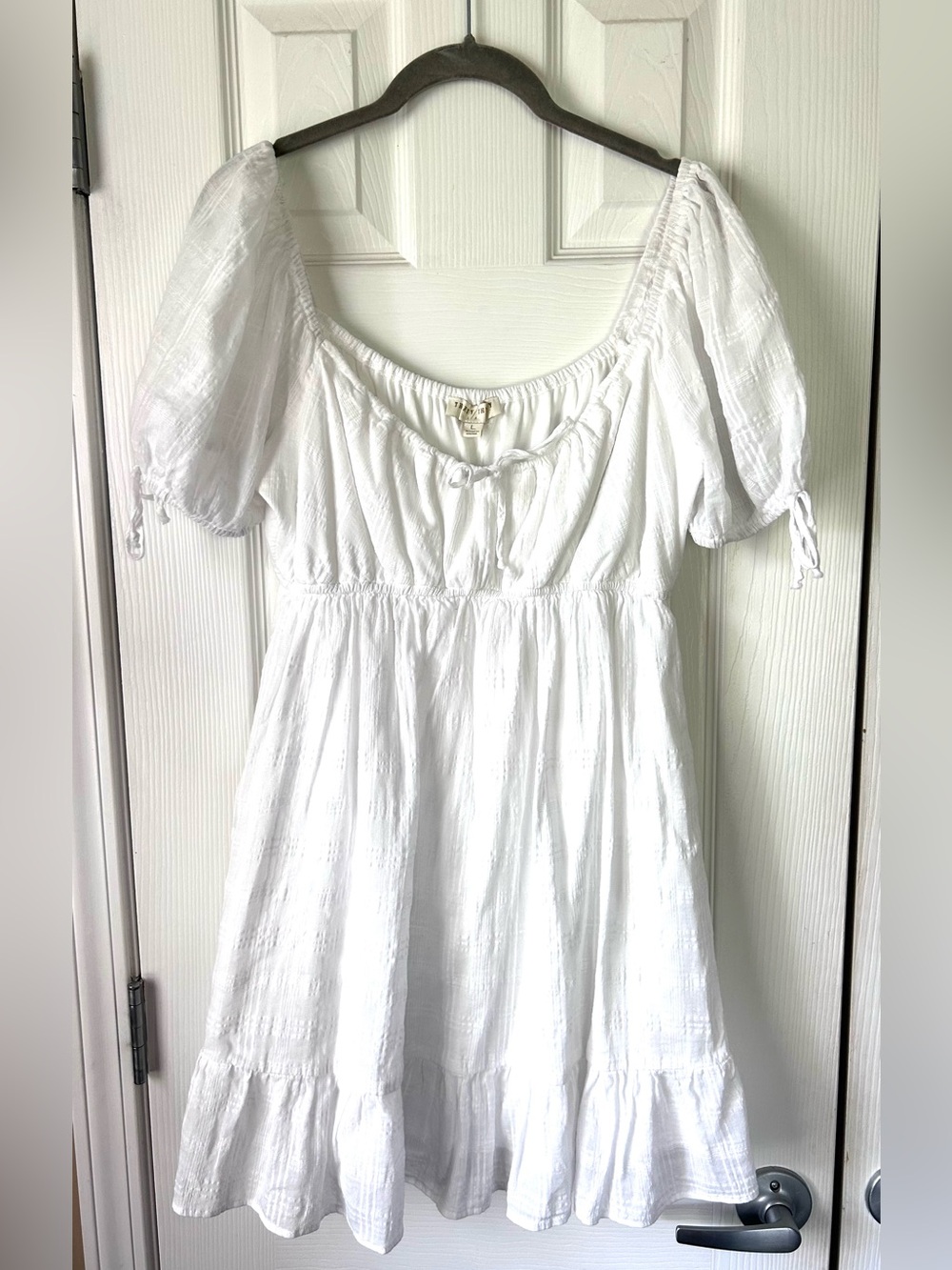 Thirty Thirty White Puff Sleeve Tiered Mini Dress Size Large